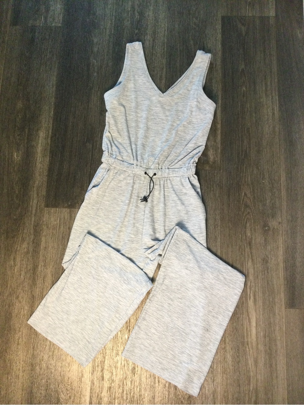 Old Navy Light Heather Gray Sleeveless V-Neck Drawstring Jumpsuit